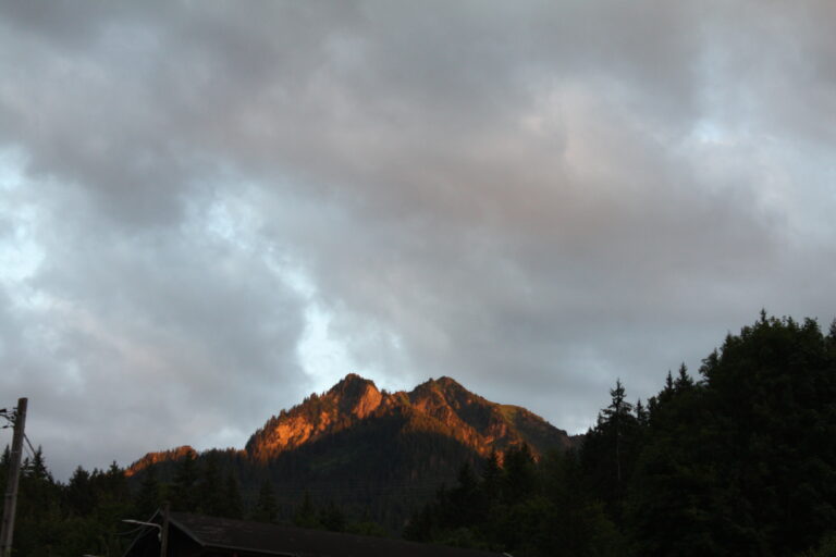 Արեւ-Մեր վայրը (2)